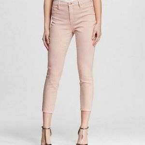 Light pink mossimo cropped jeggings. Never worn